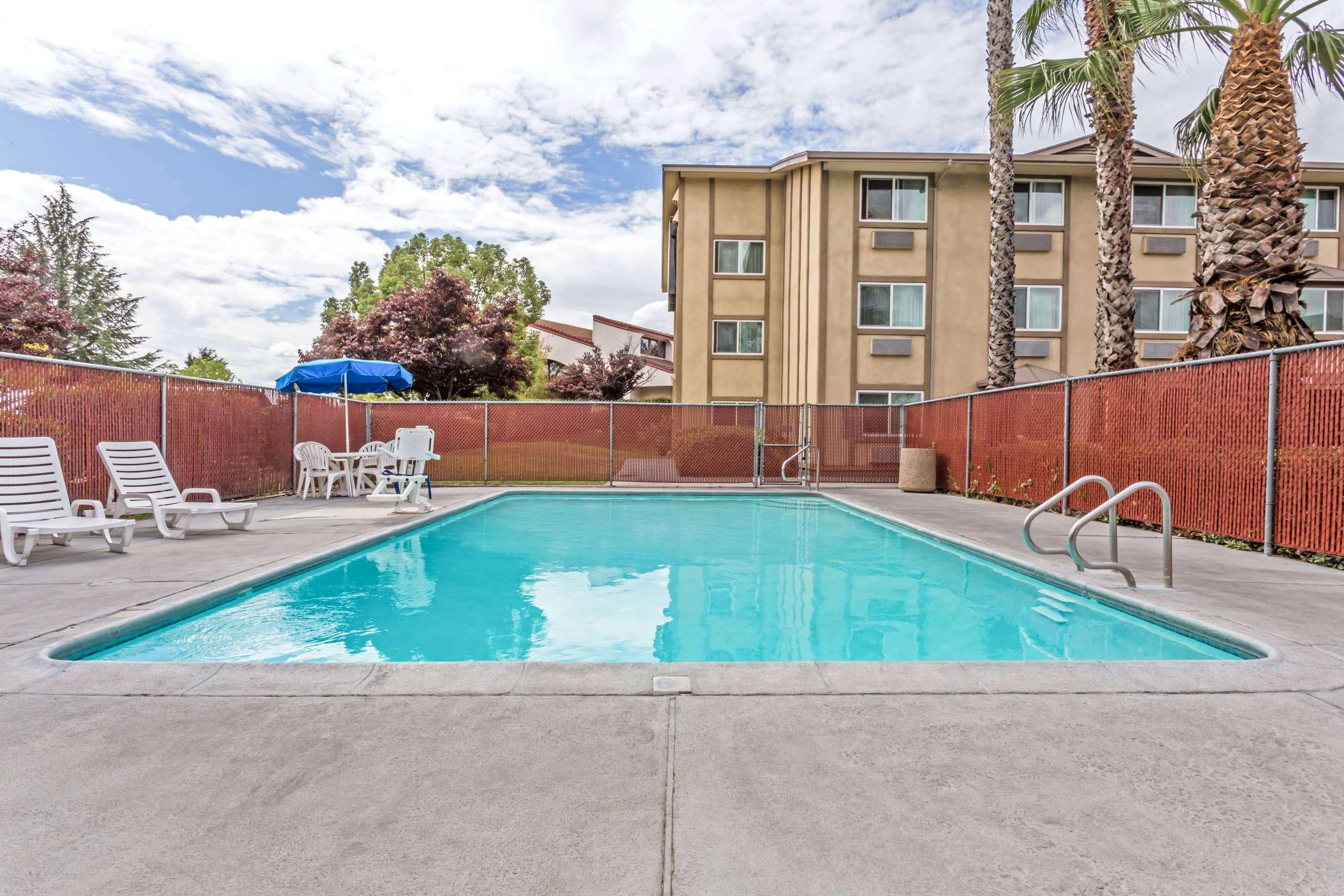 Super 8 By Wyndham Sacramento Hotel Carmichael Ngoại thất bức ảnh