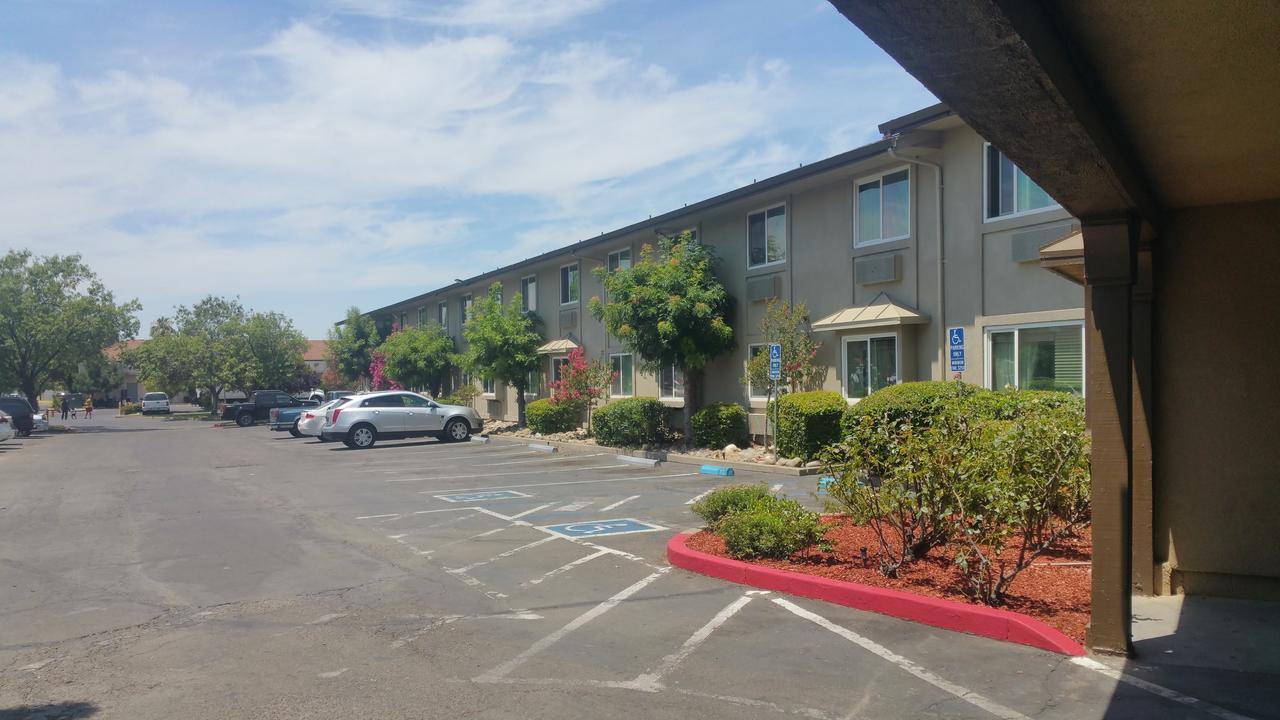 Super 8 By Wyndham Sacramento Hotel Carmichael Ngoại thất bức ảnh